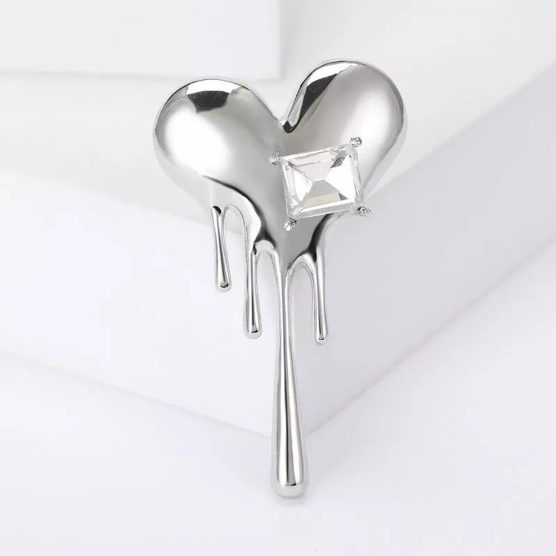 Beaut&Berry Valentine Day Love Brooches for Women Unisex High Quality Cubic Rhinestone Heart Pins Party Casual Accessories Beaut&Berry Valentine Day Love Brooches for Women Unisex High Quality Cubic Rhinestone Heart Pins Party Casual Accessories