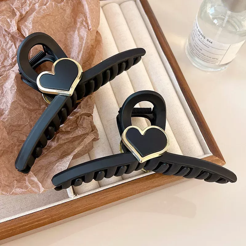 Trendy-Black-Acrylic-Heart-Geometric-Hair-Claw-Clip-For-Women-Girls-Fashion-Ponytail-Barrette-Hairpin-Hair.jpg_