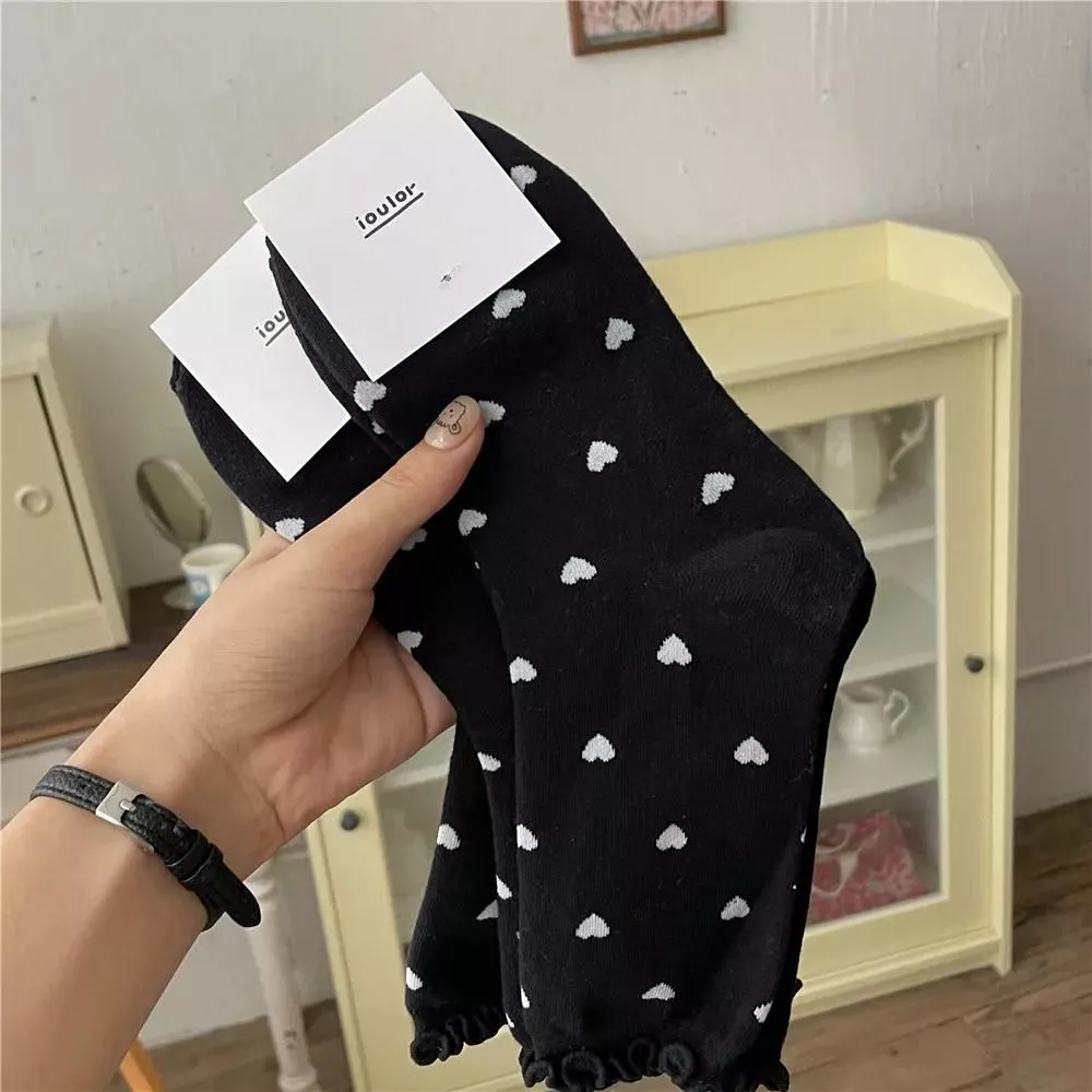 New Heart Print Socks Women Lolita Sweet Girls Kawaii Cute Ruffles Socks Japanese Style Autumn Winter Vintage Cotton Long Socks New Heart Print Socks Women Lolita Sweet Girls Kawaii Cute Ruffles Socks Japanese Style Autumn Winter Vintage Cotton Long Socks